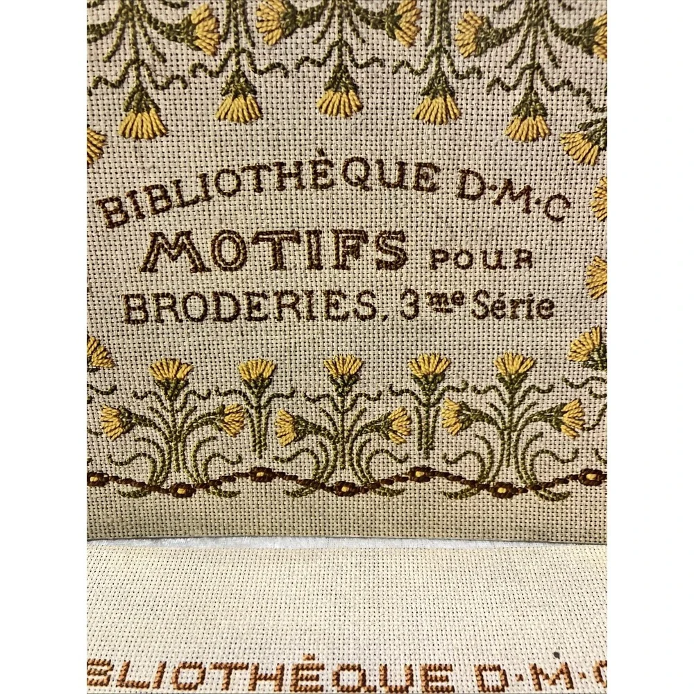 VTG DMC French Cross Stitch & Embroidery Leaflets (2) Color Charts & Motifs